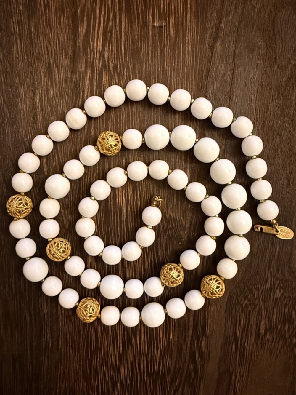 Rare Vintage Miriam Haskell white Beaded 33” Necklace w Gold Filigree Accents